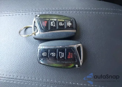 2013 Hyundai Santa Fe Sport z USA, uszkodzony, nr VIN 5XYZUDLB5DG039621